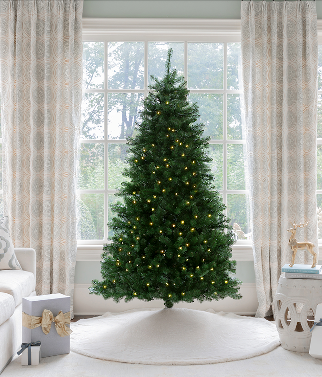 Sapin de Noël Artificiel Hancock Spruce® – 180 cm, avec 300 Lumières LED Blanc Chaud