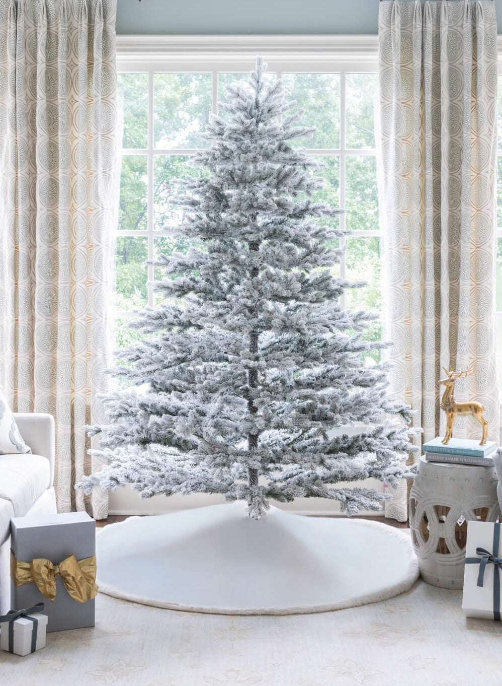 Sapin de Noël Artificiel Neige Rushmore Flock® – 230 cm, Sans Lumière Intégrée