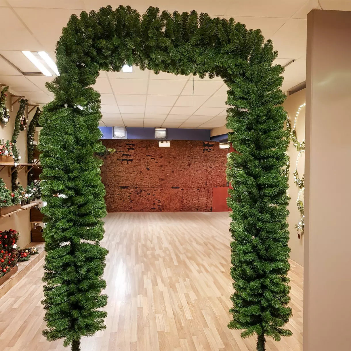 Arche Géante de Sapin – Décoration Festive 240 cm | Entrée Magique & Ambiance de Noël